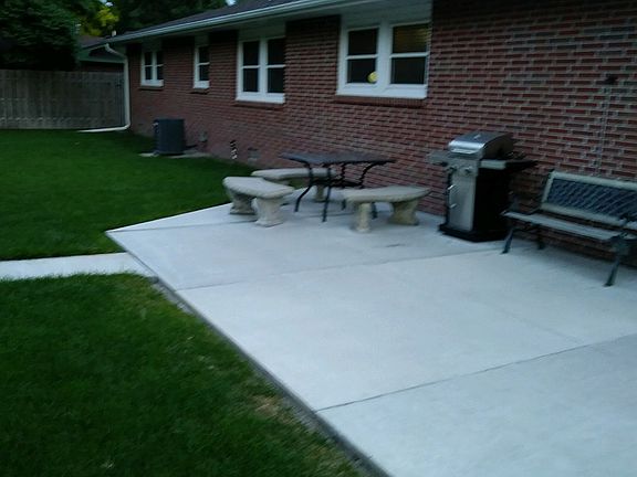 3rd image of 2521 W Philip Ave