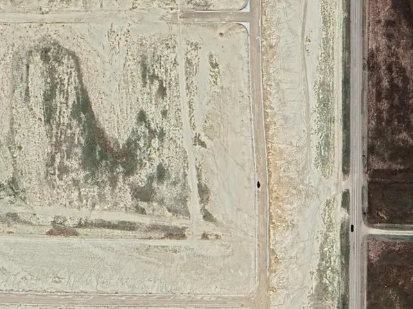 482 Camden, Garden City, KS 67846