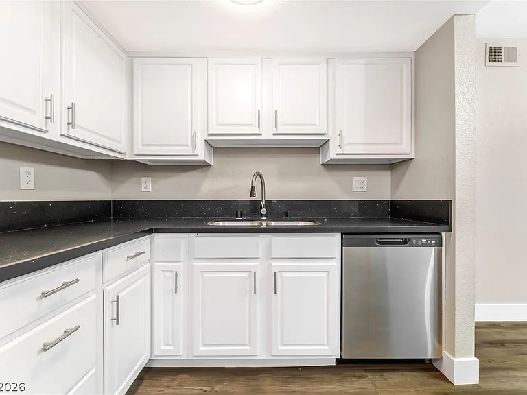 5317 Indian River Dr #295 — Photo 10