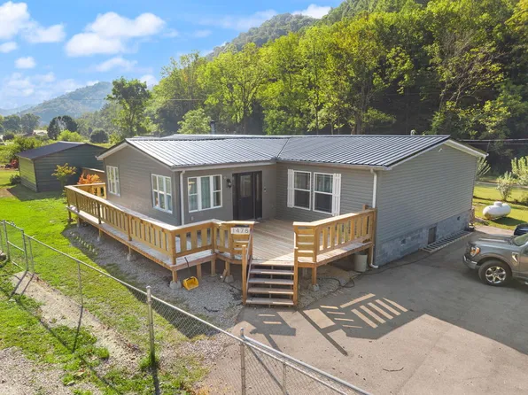 1478 Highway 582, Pine Top, KY 41843