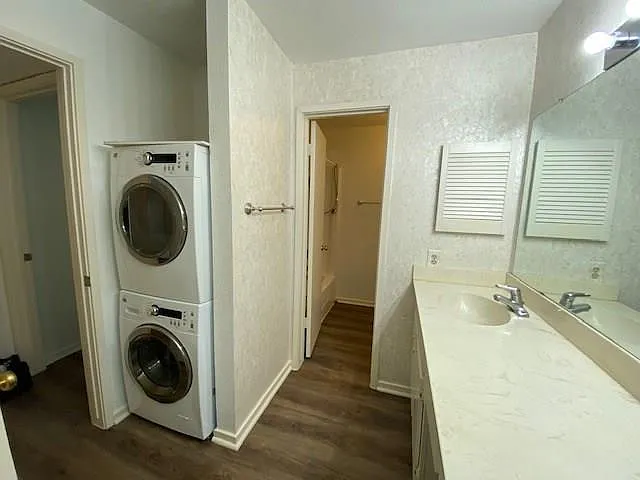 1100 Augusta Dr #46 — Photo 22