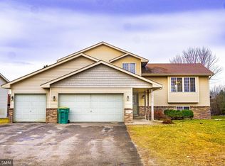 9193 Farmstead Ave, Monticello, MN 55362