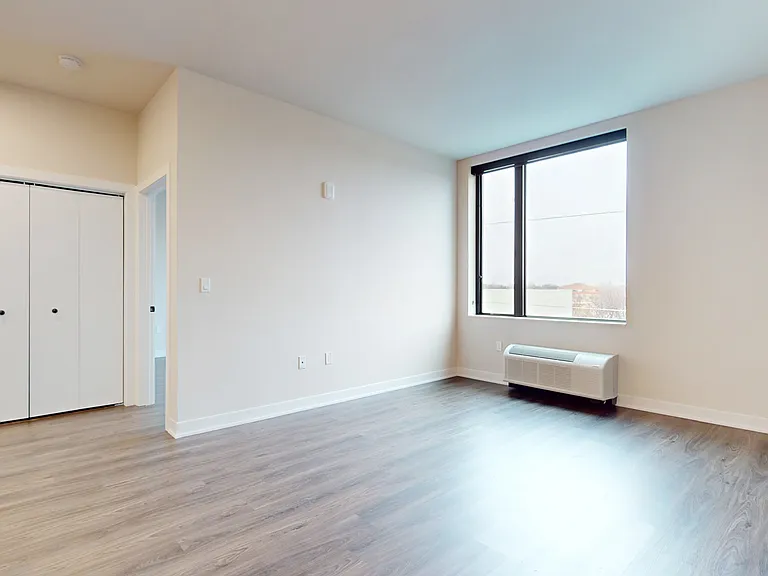 Dining/Living room