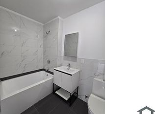 633 E 230th St, Bronx, NY 10466
