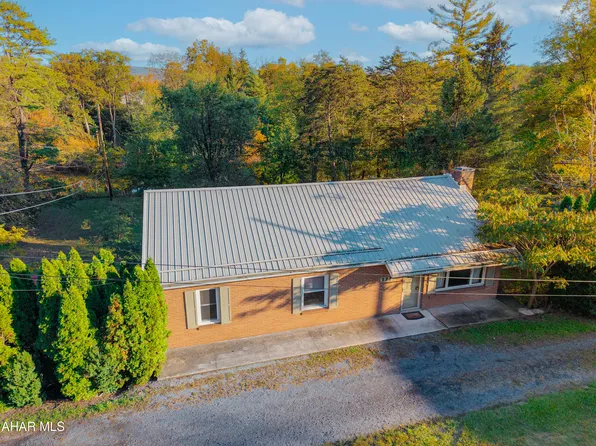 132 Pump Station Rd, Bedford, PA 15522