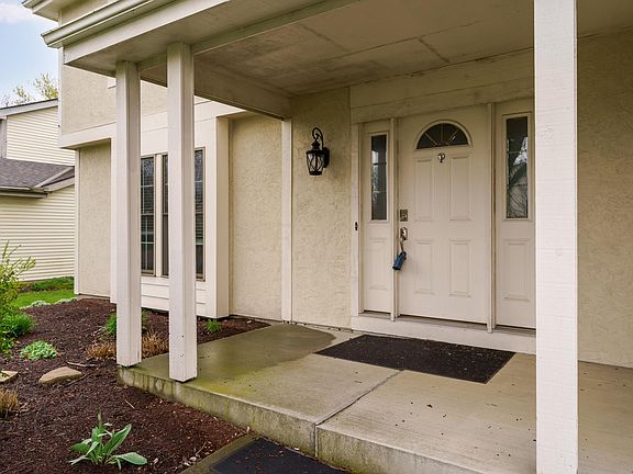 4th image of 6837 Fallen Timbers Dr