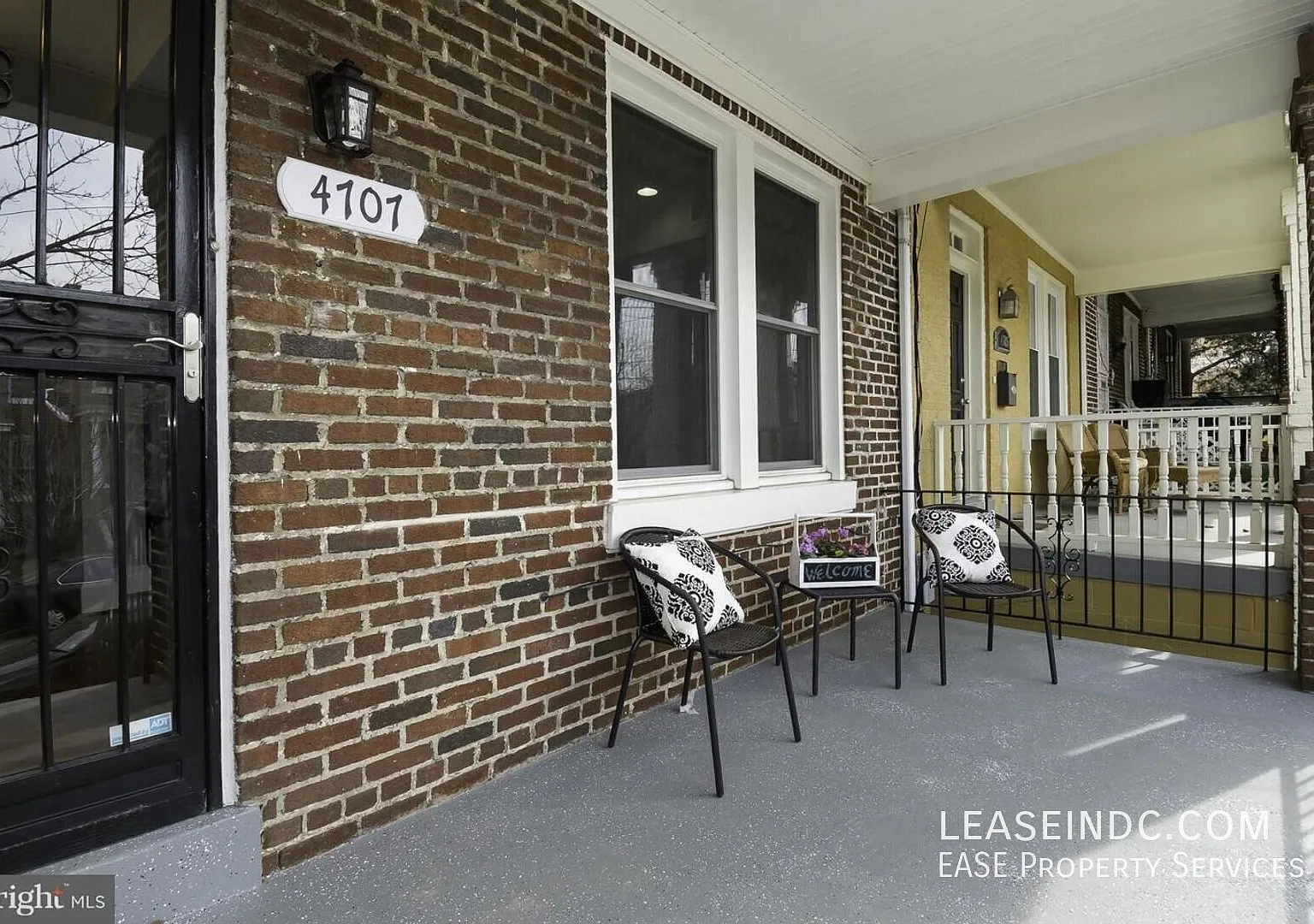 4 bed, 3.5 bath, 2255 sqft, $4,200 — Photo 2