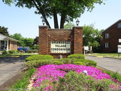 25341 Shiawassee Cir APT 102, Southfield, MI, 48033