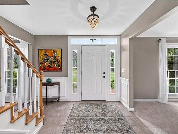 4th image of 60625 Valley View Blvd