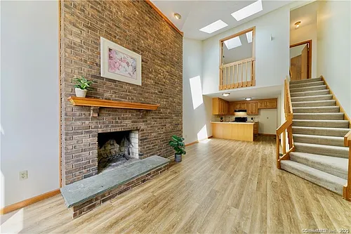107 Ivy Ln Photo 1