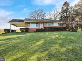 961 Pineland Rd, Birdsboro, PA 19508