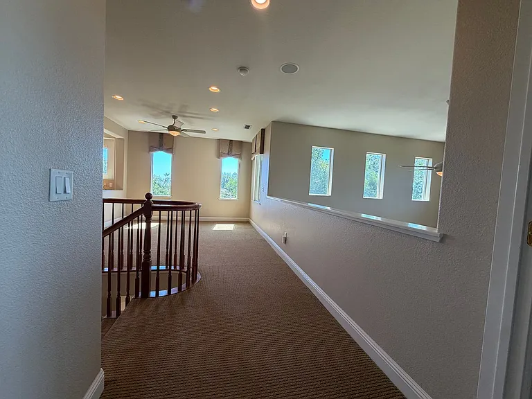 1014 Gamay Dr — Photo 40