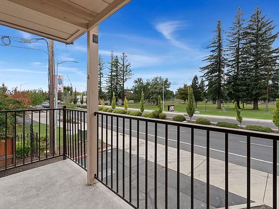 3rd image of 7032 Fair Oaks Blvd APT 1