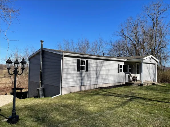 530 Turner Dr, Blairsville, PA 15717