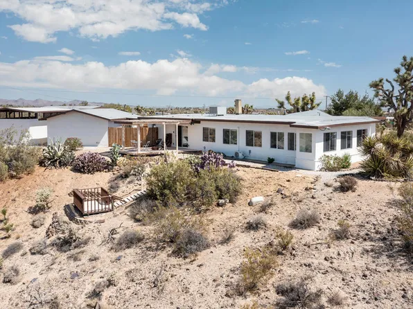57349 Mesa Dr, Yucca Valley, CA 92284