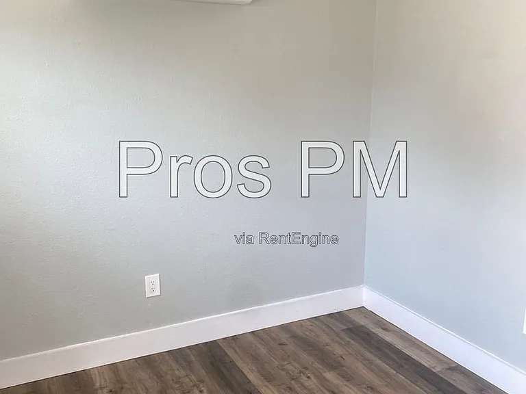 106 Joyce Dr — Photo 22