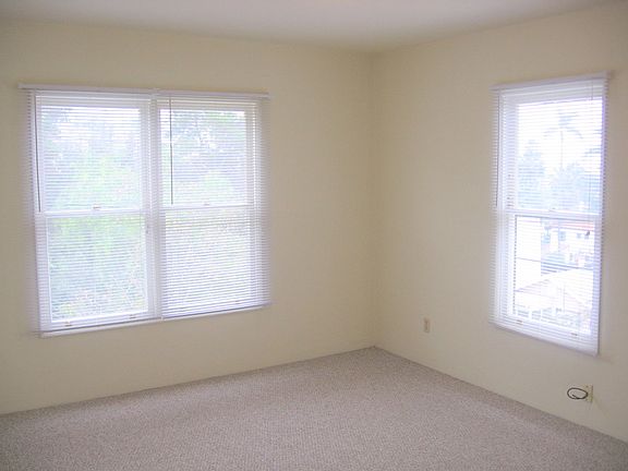 4th image of 4230-4236.5 Campus Ave #42345