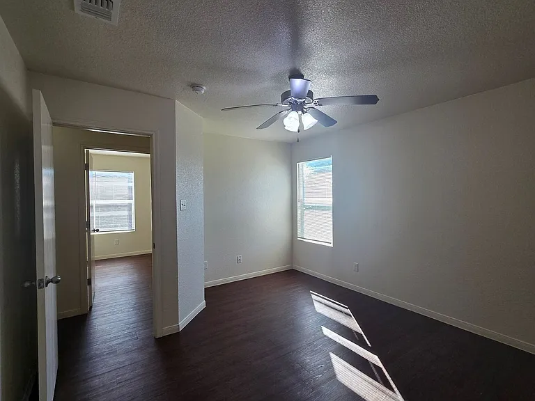 3807 John Chisholm Loop #A — Photo 11