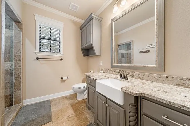 8464 Spicewood Springs Rd — Photo 39
