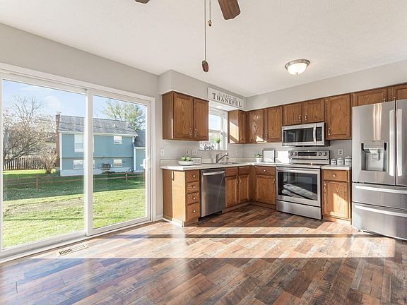 5th image of 2575 Creekwillow Pl