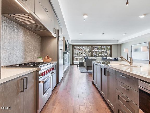 4th image of 2290 E Deer Valley Dr #202