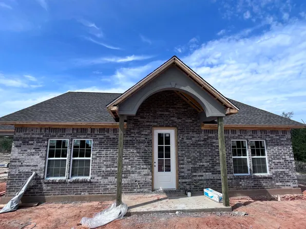212 New Mineral Springs Rd, Calhoun, LA 71225