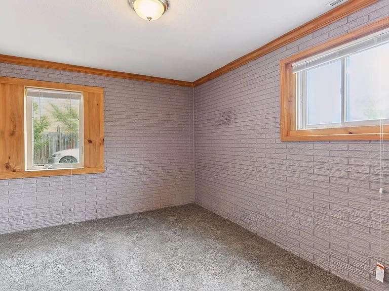 2237 Hampshire Ave S — Photo 20