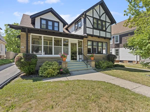 539 N 64th STREET #541, Wauwatosa, WI 53213