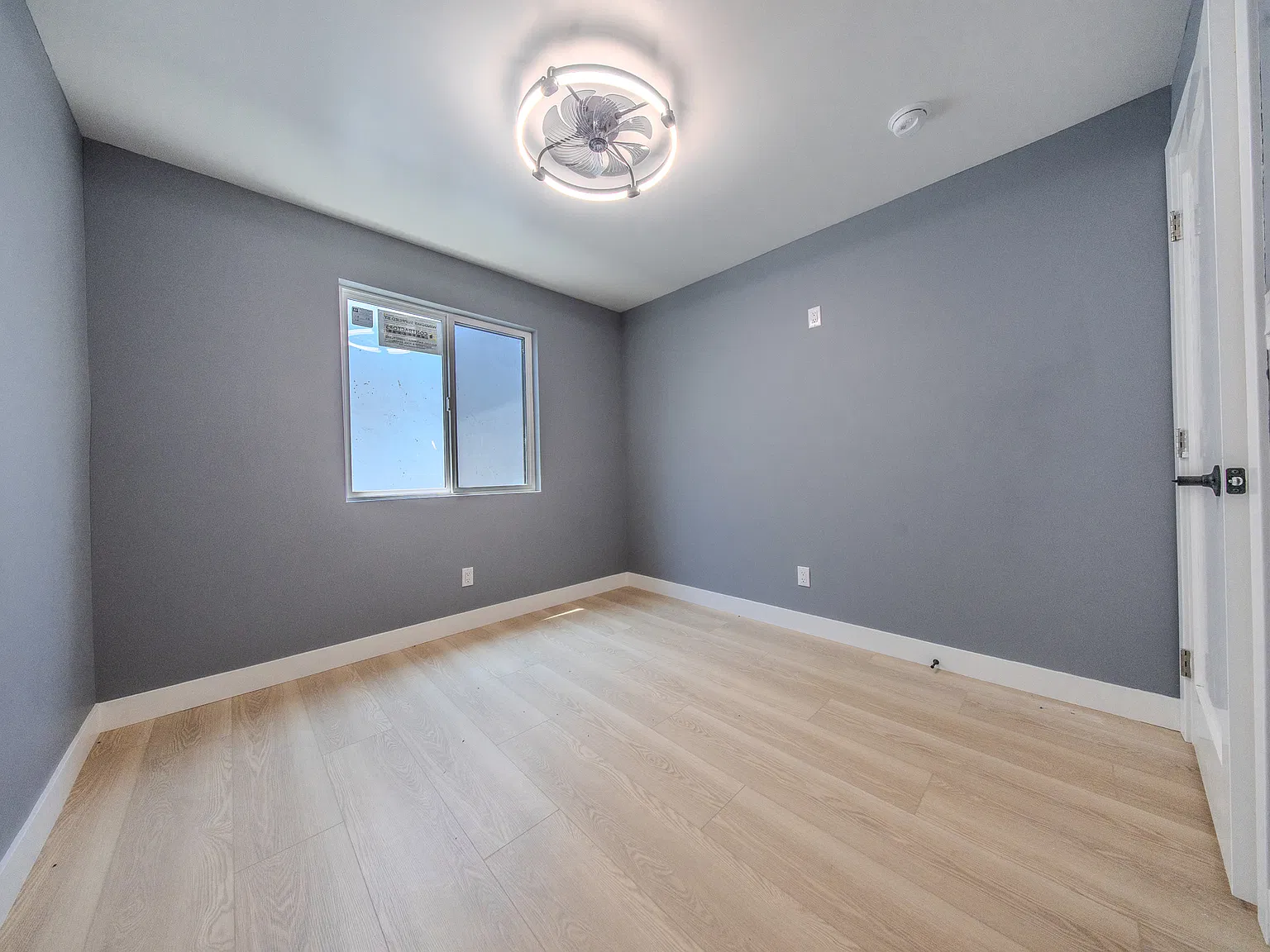2 bed, 750 sqft, $2,600 — Photo 4