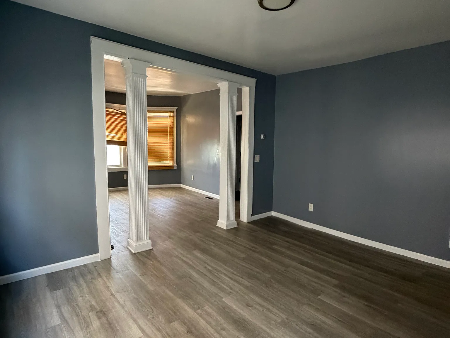 2 bed, 127 sqft, $2,000 — Photo 3