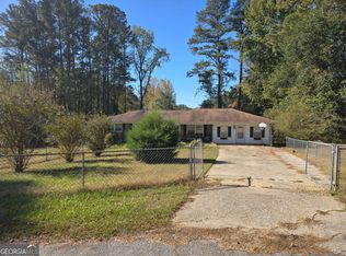 219 Briarwood Dr, Dallas, GA 30132