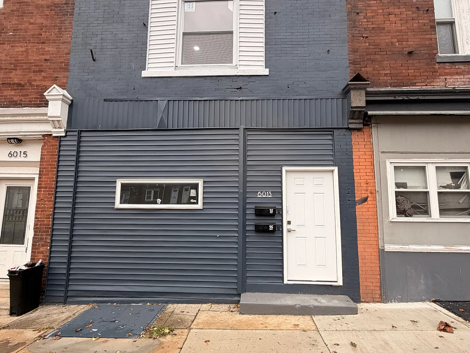 3 bed, 1.5 bath, 730 sqft, $1,900 — Photo 1