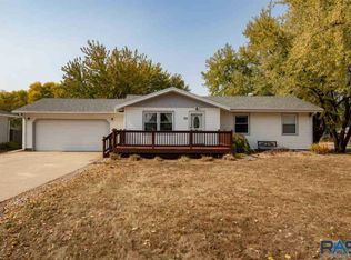 201 S 6th Ave, Brandon, SD 57005