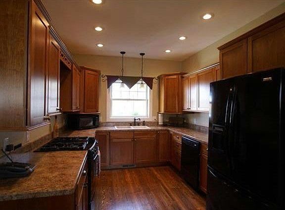 4th image of 1804 Paintbrush Dr