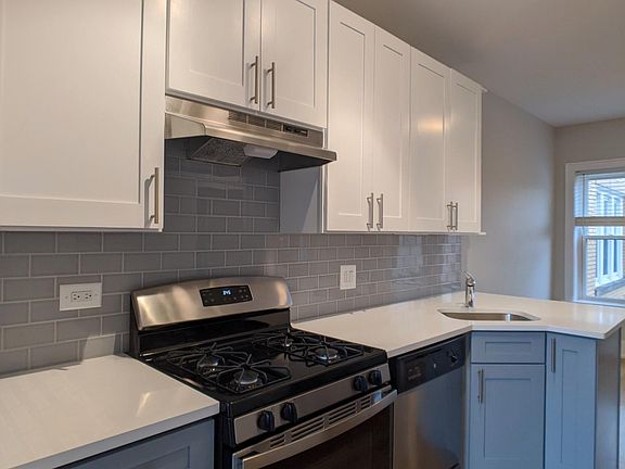 5th image of 4810 N Paulina St #2