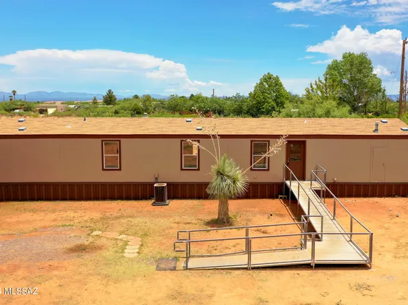 154 E Via Guamuchil, Huachuca City, AZ 85616