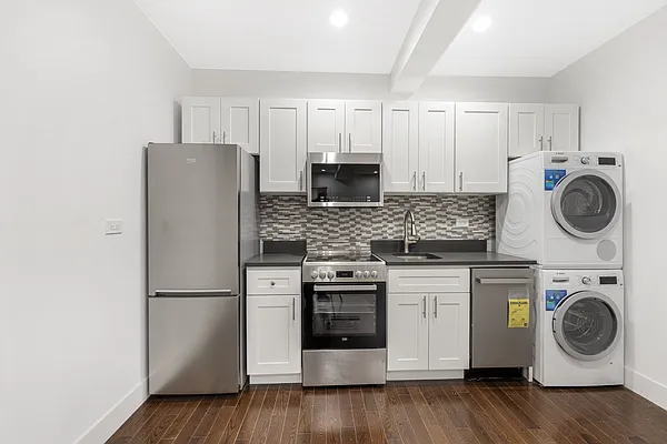 Rented by Compass | media 9