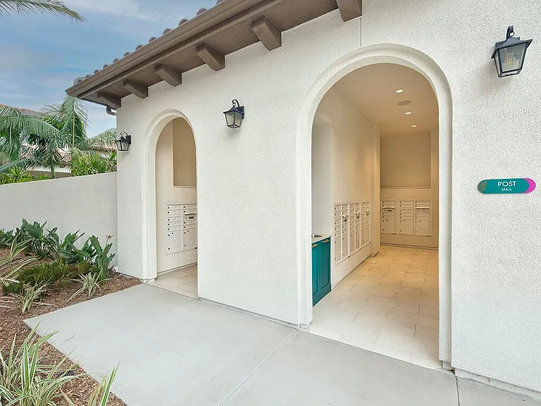CALIXA Apartment Homes — Photo 32