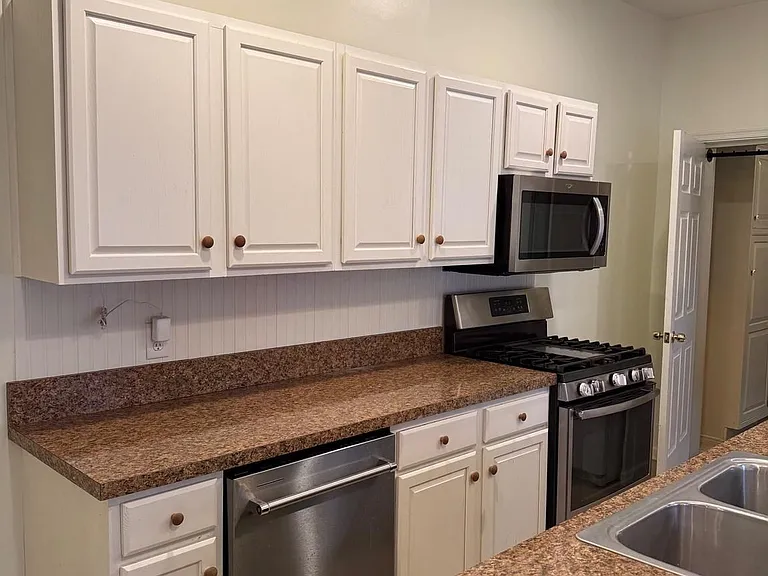 234 S Ann St — Photo 8