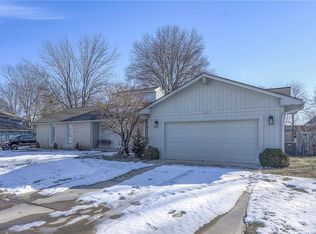 16515 E 36th St, Independence, MO 64055