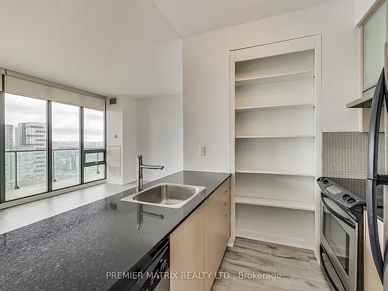 33 Lombard St #3804 — Photo 18