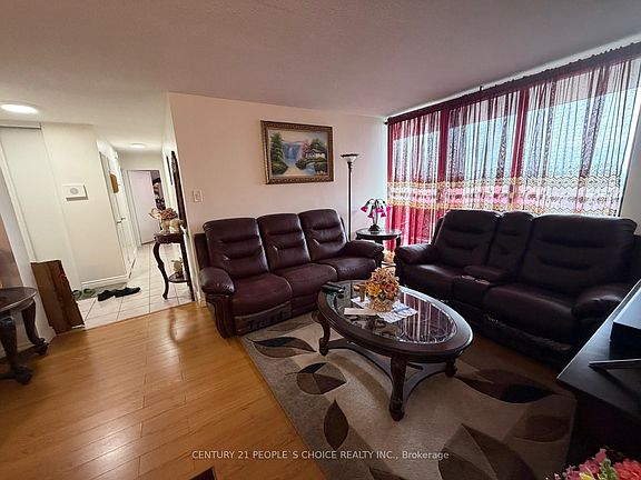5th image of 17 Knightsbridge Rd #1205