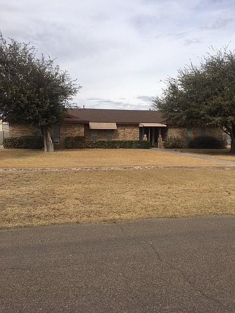 1st image of 820 New Castle Ct