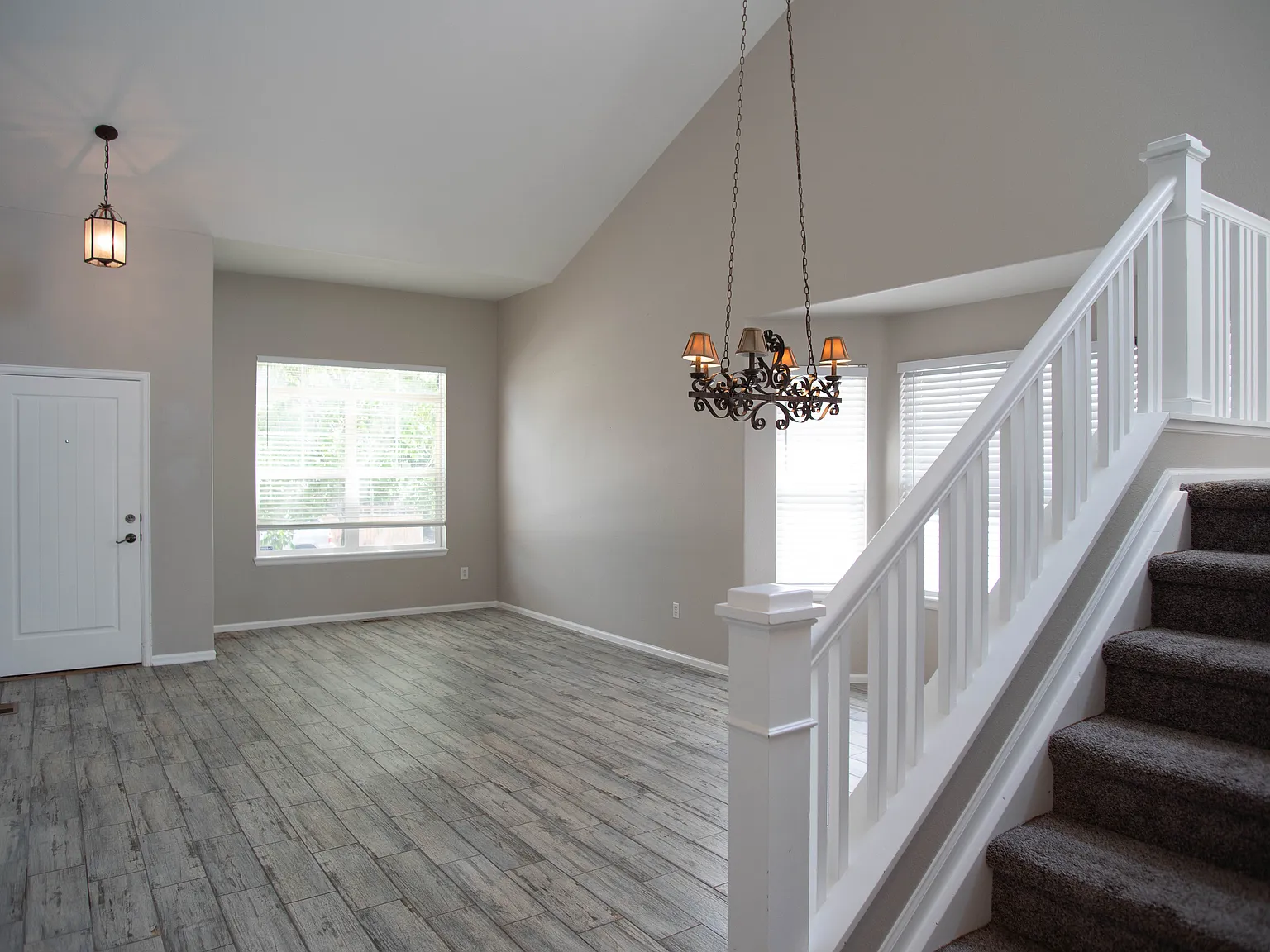 4127 Blacktail Ct — Photo 3