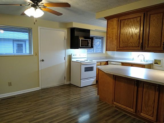 5th image of 4435 Cordell Dr