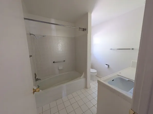 1964 Park Blvd, West Sacramento, CA 95691