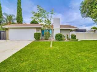 948 W Crestview St, Corona, CA 92882