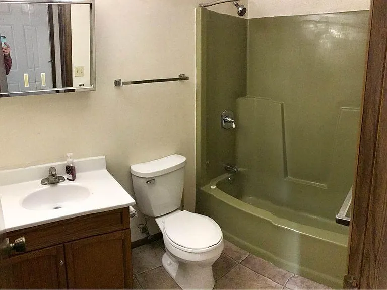 344 Stanley Ct #D — Photo 6