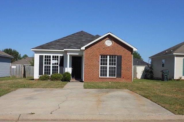 1st image of 208 Norman Ln #163