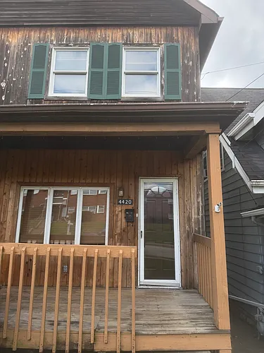 4420-4422 Walnut St Photo 1